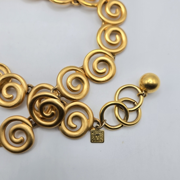 Ann Klein Choker Necklace Goldtone Chunky Swirl 1980s Mogul Mobwife Lion Vintage - Picture 6 of 6